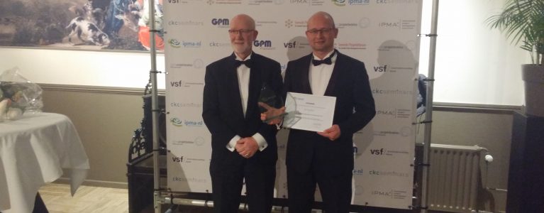 ZooEasy director wins Award for project management